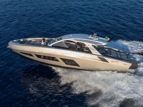 yacht charter mallorca Canados gladiator 631